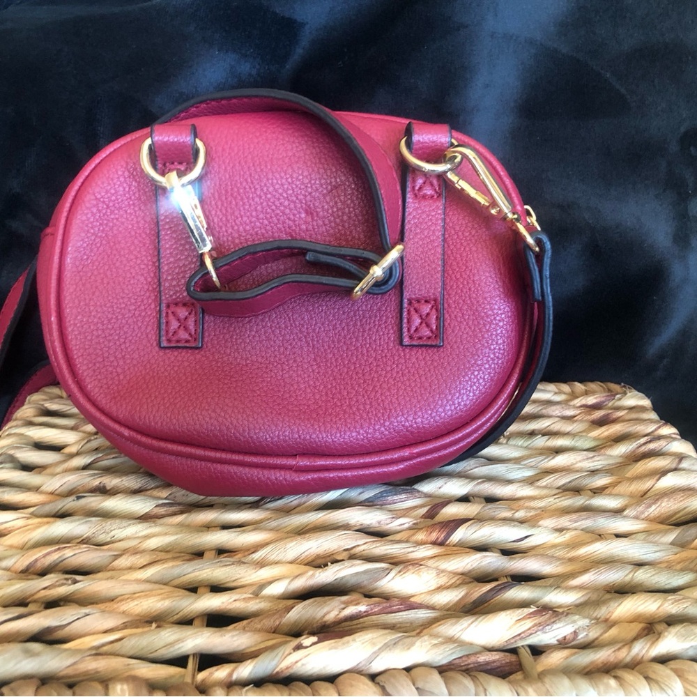 Chic Red Crossbody Bag